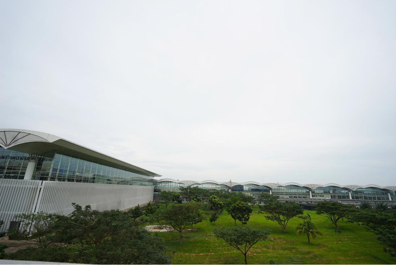 The Lively Hotel Kualanamu Medan Ngoại thất bức ảnh